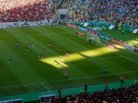 Fotos Después de 3 años, el Flamengo es nuevamente campeón Carioca. Venció al Fluminense por 2 a 1, comenzó perdiendo, más luego remonto el partido disputado el domingo 7 de mayo en el Maracana.
Con este triunfo el Flamengo llegó a su título estatal número 34 de forma invicta. 
Con LINGLONG CUBIERTAS, acompañamos tu pasión por el fútbol.