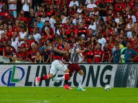 Fotos Después de 3 años, el Flamengo es nuevamente campeón Carioca. Venció al Fluminense por 2 a 1, comenzó perdiendo, más luego remonto el partido disputado el domingo 7 de mayo en el Maracana.
Con este triunfo el Flamengo llegó a su título estatal número 34 de forma invicta. 
Con LINGLONG CUBIERTAS, acompañamos tu pasión por el fútbol.