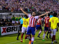 Fotos Eliminatorias Sudamericanas Rusia 2018  - 
Paraguay 2 - Ecuador 1<br>
Defensores del Chaco, Asunción - Paraguay <br><br>

Con goles de Bruno Valdez y Junior Alonso la Albirroja venció por 2-1 a una dura selección ecuatoriana en el Defensores del Chaco. <br>
Compartimos con ustedes algunas de las postales que nos dejó la gran victoria de la albirroja!!<br>
Xbri contigo en las Eliminatorias Sudamericanas.